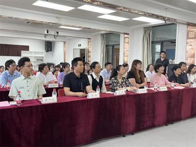 西安市新城区新知小学举行中医药文化推广共建实践基地学校授牌仪式